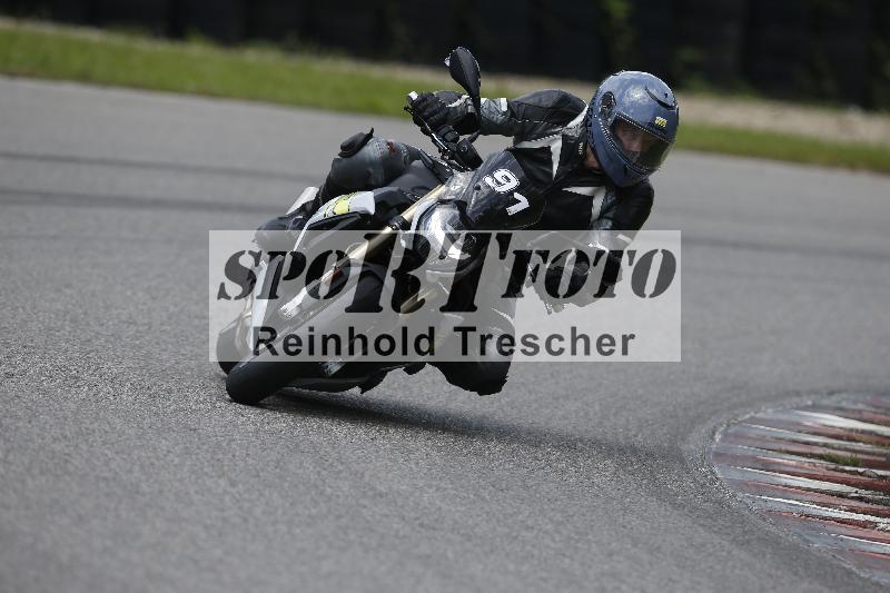 /Archiv-2024/29 12.06.2024 MOTO.CH Track Day ADR/Gruppe gelb/91